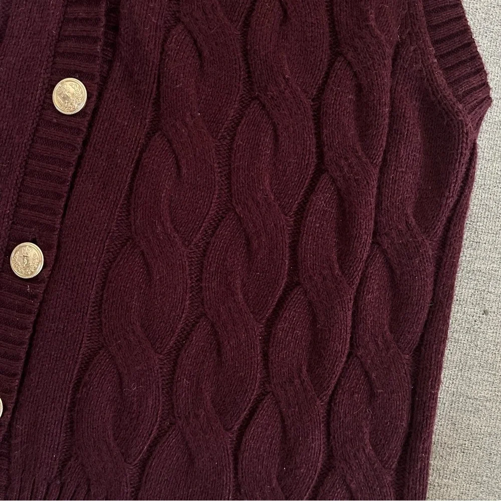 Talbots NWT Cable Knit Sweater Vest Size Medium Cotton Blend Old Money Layering - Picture 11 of 11